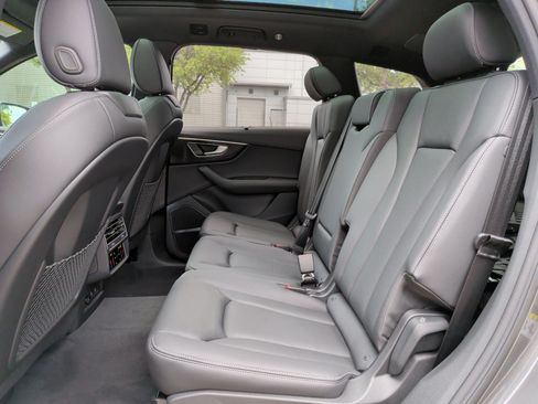 Used 2026 Audi Q7 3.0T Premium Plus AWD/4WD image 33