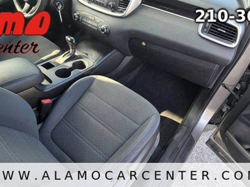 Used 2017 Kia Sorento L FWD image 17