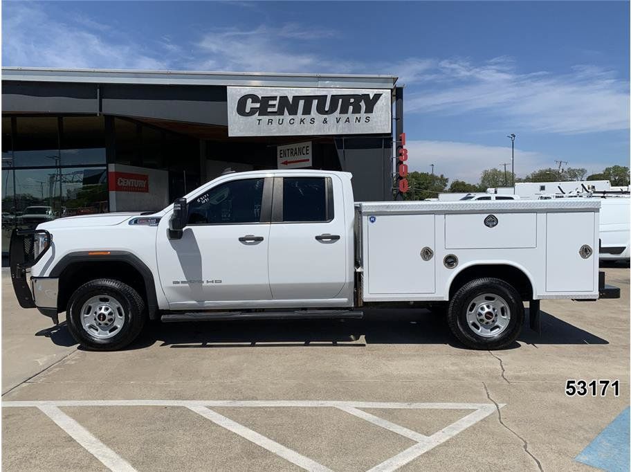 Used 2023 GMC Sierra 2500 Pro w/ Convenience Package AWD/4WD image 4