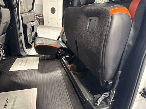 Used 2018 Ford F150 Raptor w/ Equipment Group 802A Luxury AWD/4WD image 44