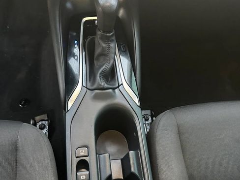 Used 2023 Toyota Corolla LE FWD image 30