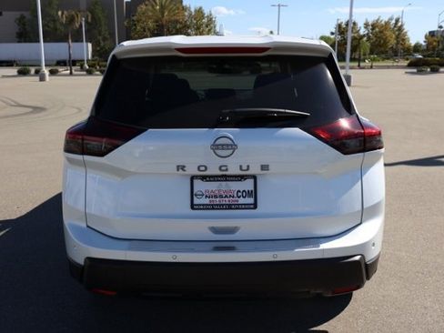 New 2026 Nissan Rogue SV image 5