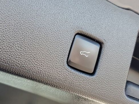 Certified 2023 Ford Escape ST-Line Elite w/ Premium Technology Package AWD/4WD image 38