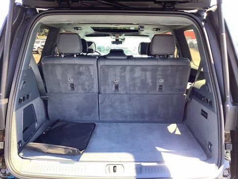 Used 2024 Jeep Grand Wagoneer Series III w/ Flexible Seating Group image 32