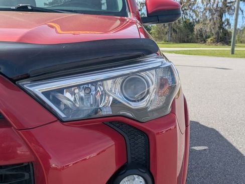 Used 2020 Toyota 4Runner SR5 image 11