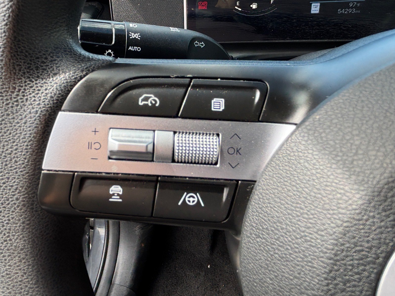 Used 2025 Hyundai Tucson SEL FWD image 22