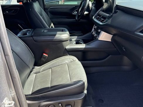 Used 2021 GMC Yukon XL SLT w/ SLT Luxury Plus Package AWD/4WD image 6