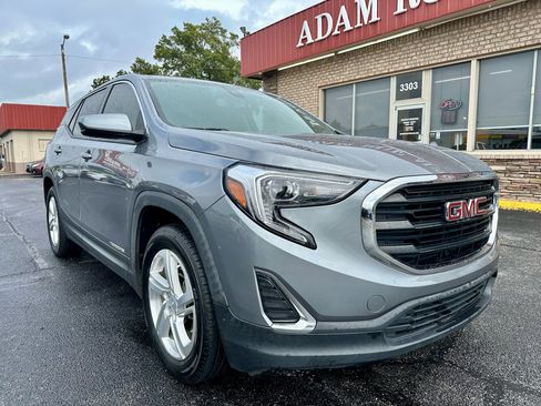 Used 2020 GMC Terrain SLE image 2