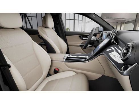 New 2026 Mercedes-Benz GLC 300 4MATIC image 4