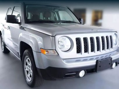 Used 2016 Jeep Patriot Sport w/ Power Value Group