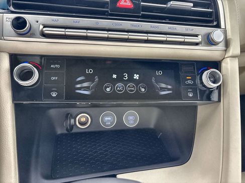 New 2026 Genesis G70 2.5T RWD image 16