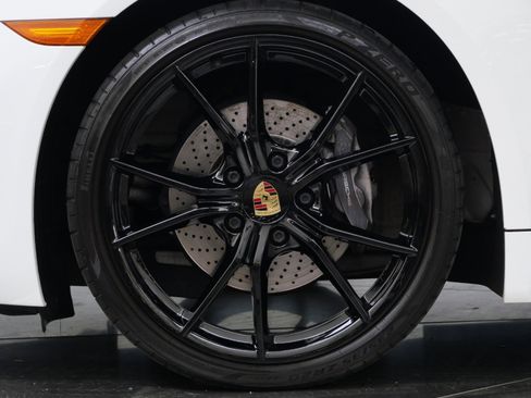 Used 2021 Porsche 718 Cayman RWD image 10