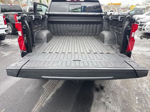 Used 2022 Chevrolet Silverado 1500 High Country image 26