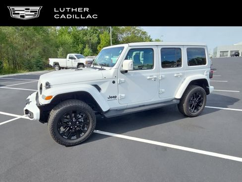 Used 2023 Jeep Wrangler Unlimited Sahara AWD/4WD image 1