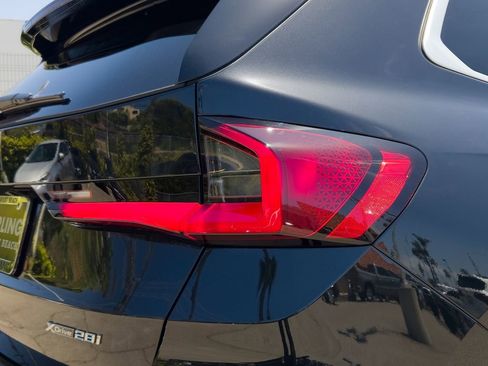 New 2026 BMW X1 xDrive28i w/ Technology Package AWD/4WD image 5