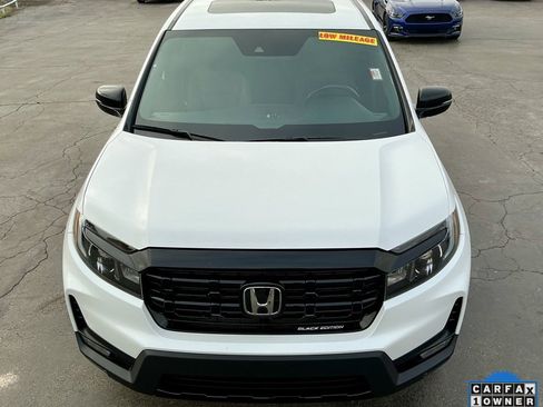 Used 2025 Honda Ridgeline Black Edition image 11