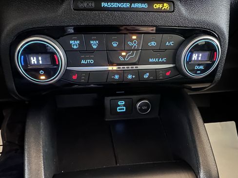 Used 2021 Ford Escape SEL image 46