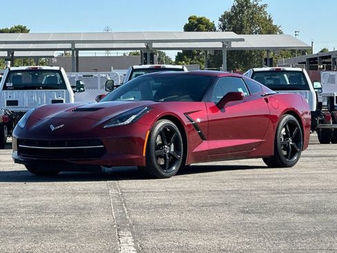 Used 2016 Chevrolet Corvette Stingray Coupe w/ 2LT Preferred Equipment Group RWD image 7