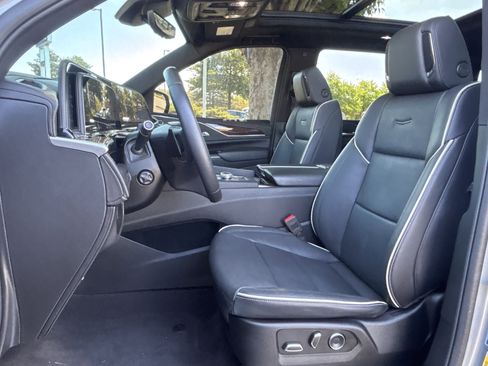 Used 2024 Cadillac Escalade Premium Luxury w/ LPO, Floor Liner Package image 26