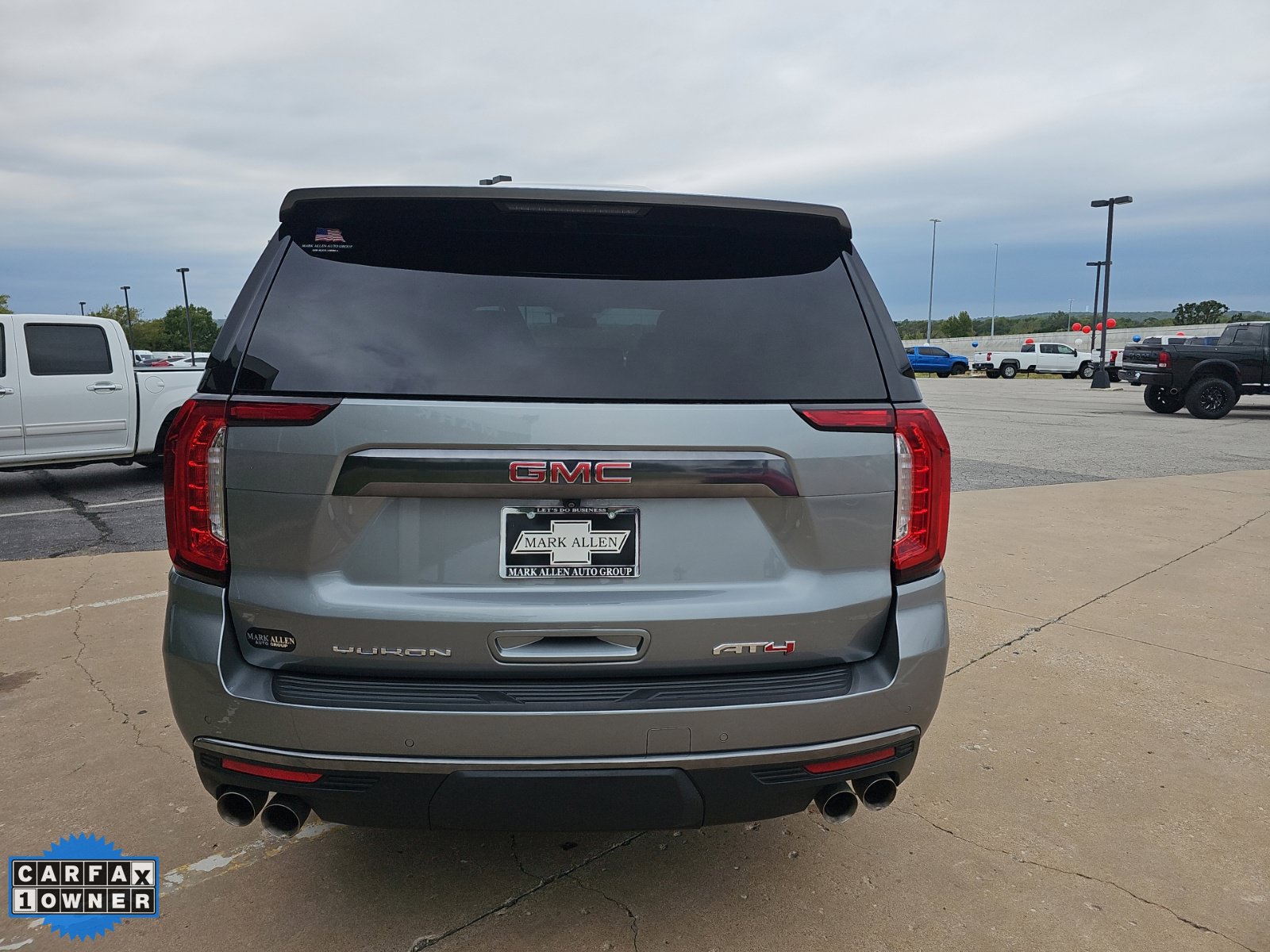 Used 2023 GMC Yukon XL AT4 w/ AT4 Premium Plus Package AWD/4WD image 5