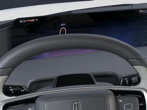 New 2025 Lincoln Navigator L Reserve AWD/4WD image 13