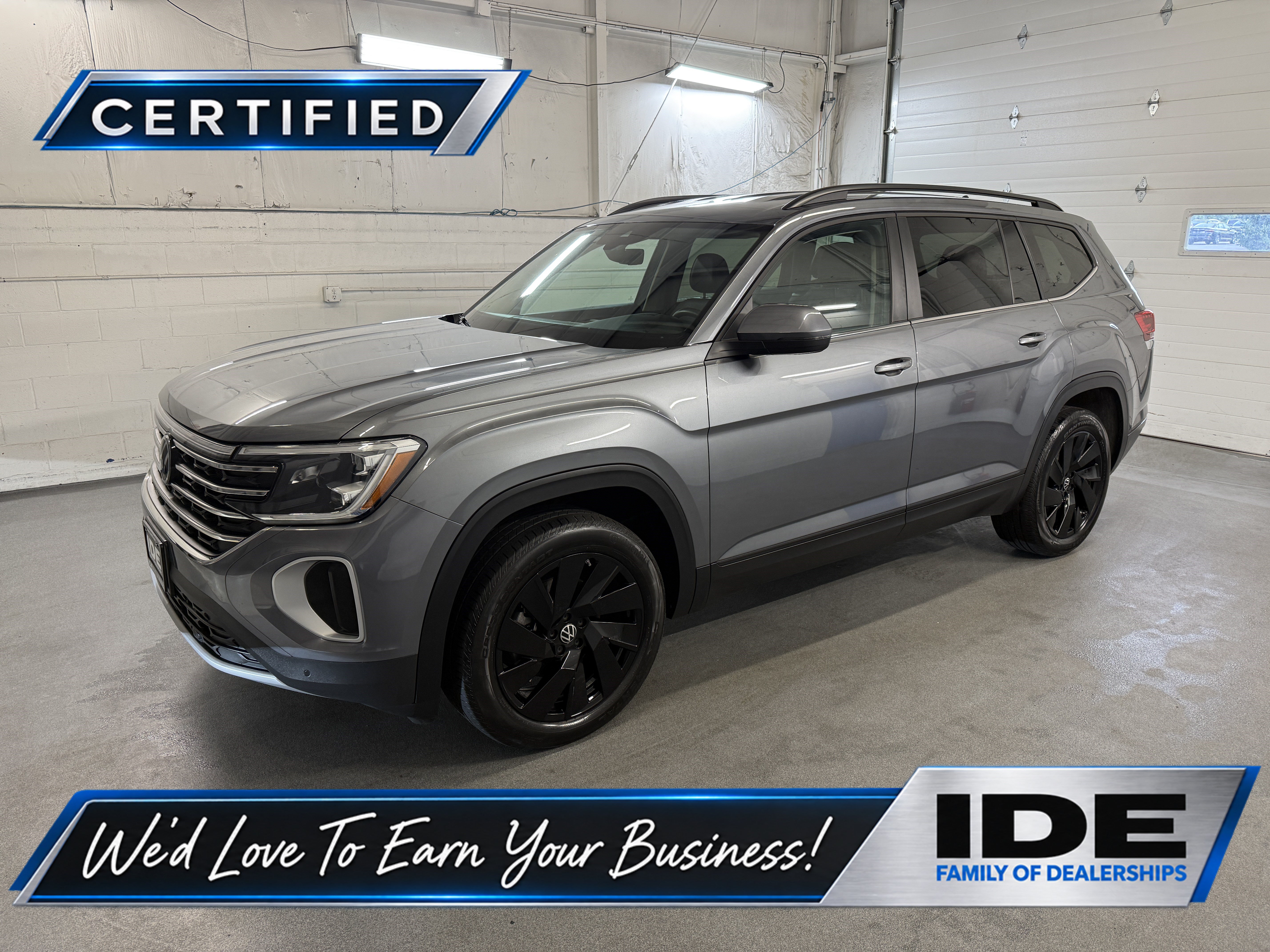 Certified 2024 Volkswagen Atlas SE w/ Black Wheel Package AWD/4WD image 1