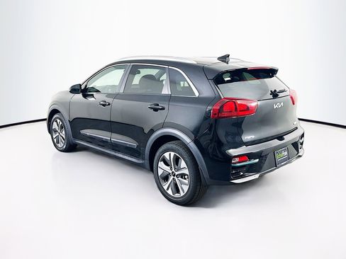 Used 2022 Kia Niro EX image 5