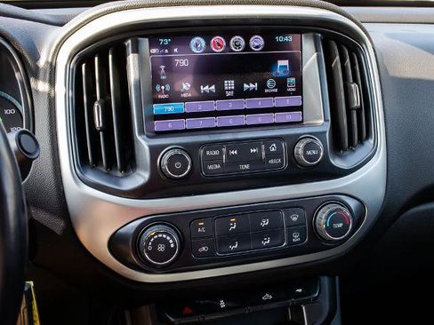 Used 2017 Chevrolet Colorado LT w/ LT Convenience Package image 20