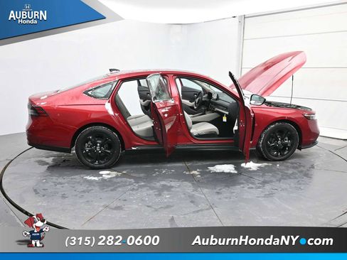 New 2025 Honda Accord SE image 38