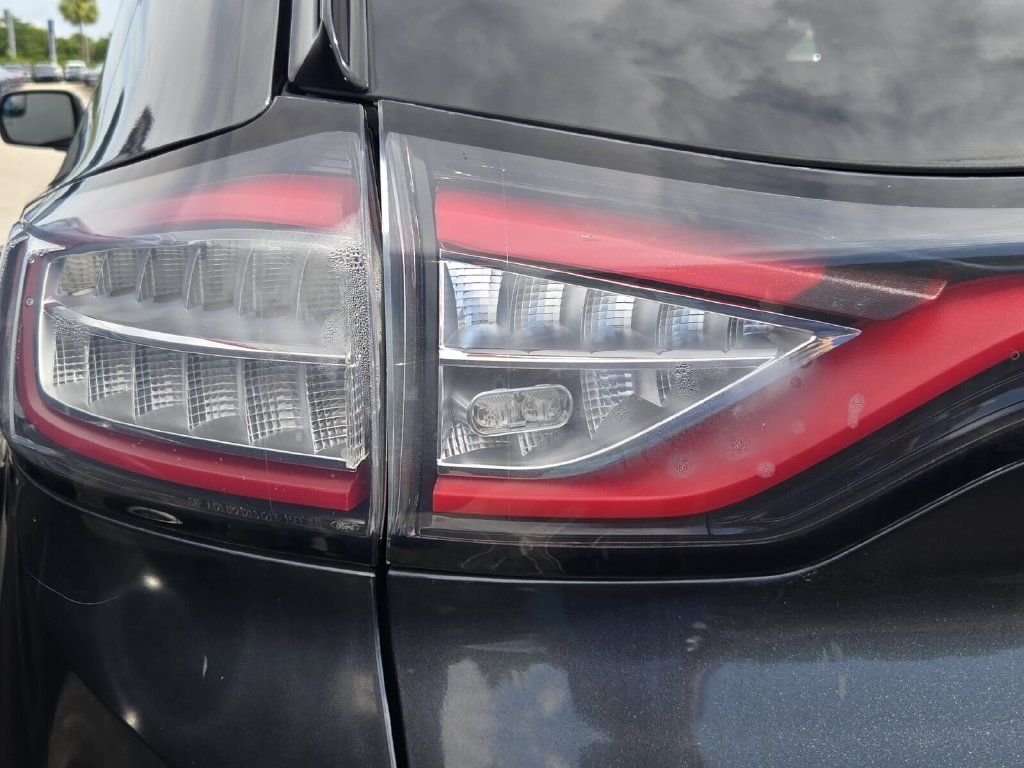 Used 2015 Ford Edge SEL w/ Equipment Group 201A AWD/4WD image 7