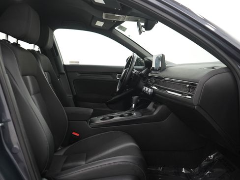 Used 2024 Honda Civic Sport image 11
