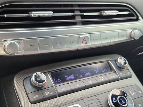 Used 2021 Hyundai Palisade Calligraphy w/ Winter Package image 28