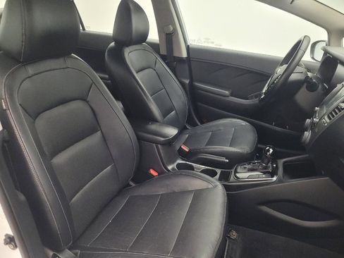 Used 2017 Kia Forte EX FWD image 21