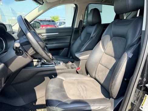 Used 2017 MAZDA CX-5 Touring w/ Preferred Equipment Package AWD/4WD image 4
