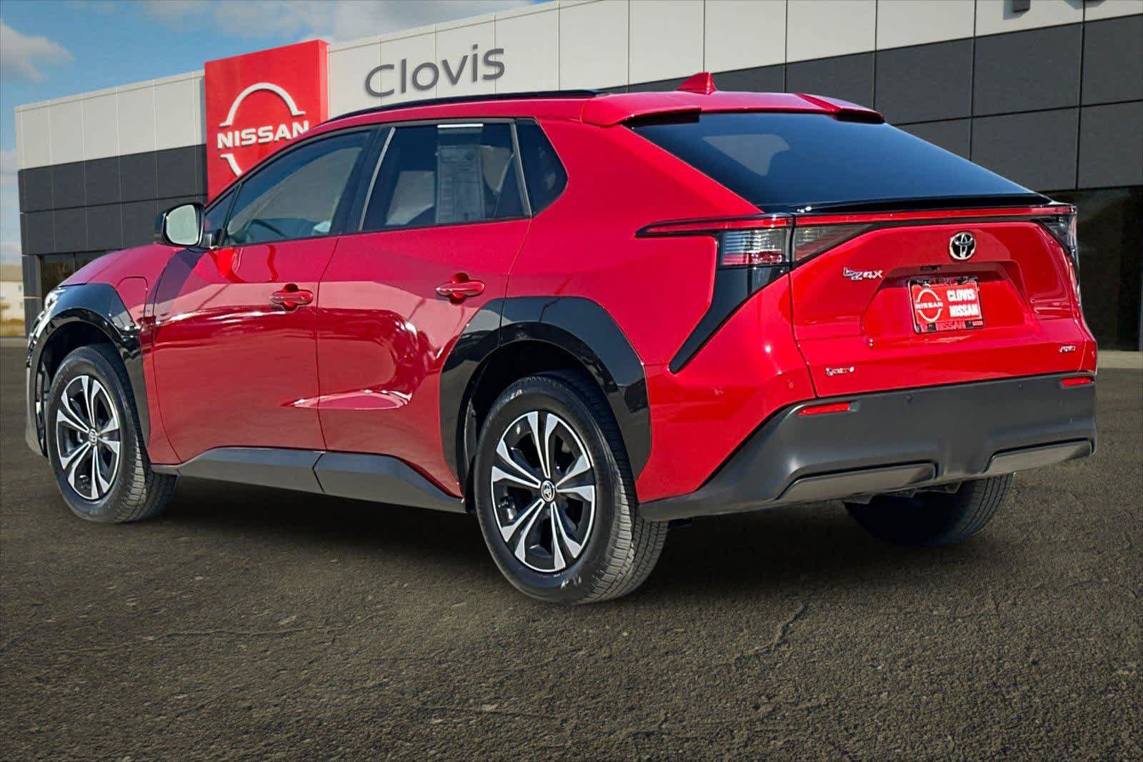 Used 2024 Toyota bZ4X AWD w/ Weather Package image 7