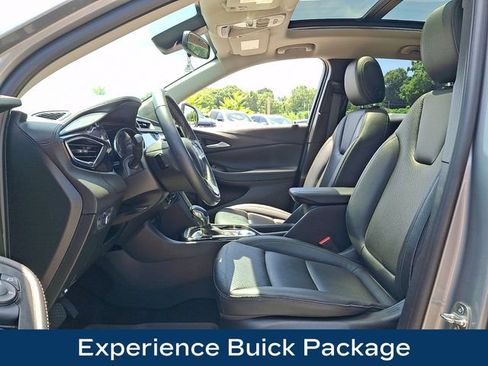 Used 2023 Buick Encore GX Essence w/ Experience Buick Package AWD/4WD image 2