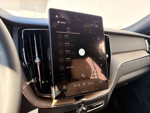 Used 2026 Volvo XC60 B5 Plus w/ Protection Package Premier image 29