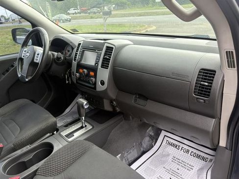 Used 2019 Nissan Frontier PRO-4X AWD/4WD image 21