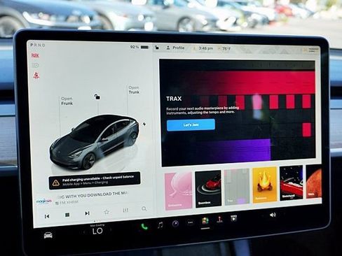 Used 2023 Tesla Model 3 Standard Range image 31