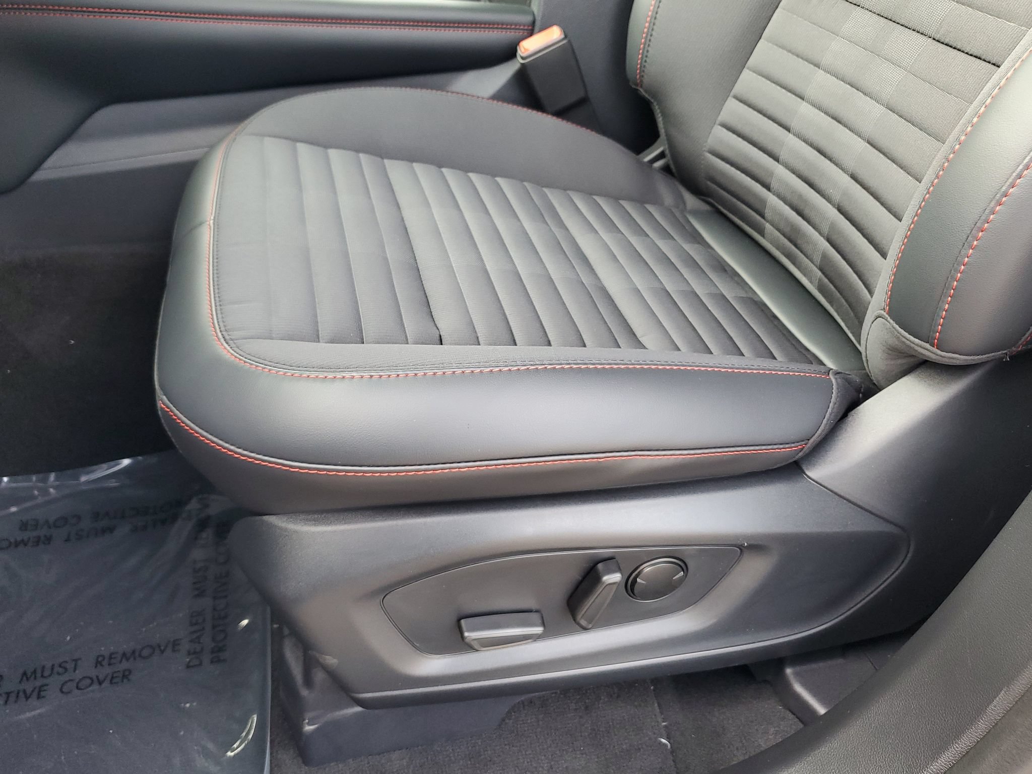 New 2027 Ford Explorer ST-Line AWD/4WD image 15