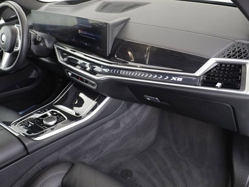 Certified 2026 BMW X5 xDrive40i w/ M Sport Package AWD/4WD image 19