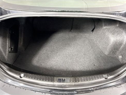 Used 2013 MAZDA MAZDA3 i Sport FWD image 32