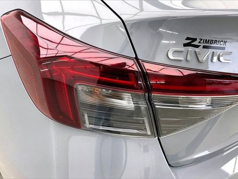 Certified 2025 Honda Civic Sport image 26