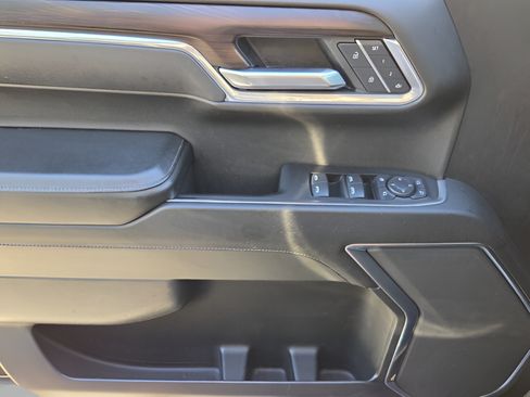 Used 2025 GMC Sierra 1500 SLT RWD image 26