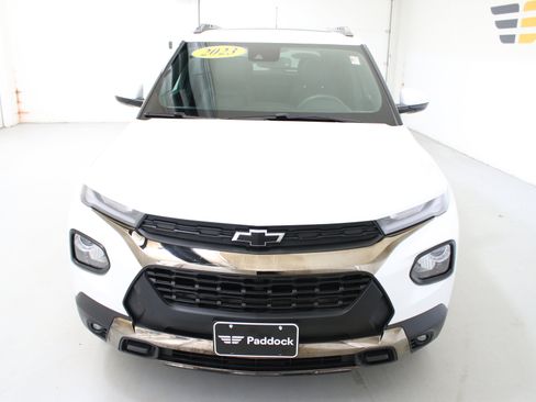 Used 2023 Chevrolet TrailBlazer ACTIV w/ Sun and Liftgate Package AWD/4WD image 2