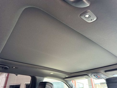 Used 2022 Jeep Wagoneer Series III w/ Premium Group I image 10