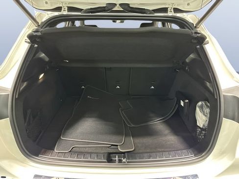 Used 2023 Mercedes-Benz GLA 250 4MATIC image 11
