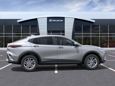 New 2026 Buick Envista Sport Touring FWD image 5