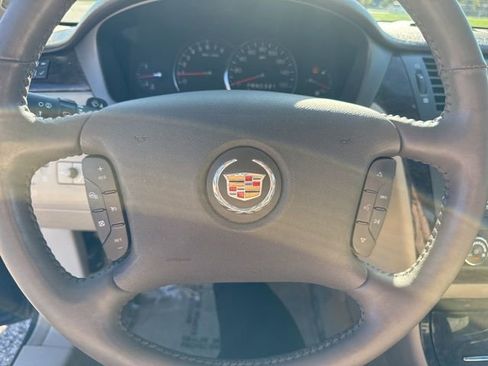 Used 2008 Cadillac DTS w/ Sun And Sound Package image 15