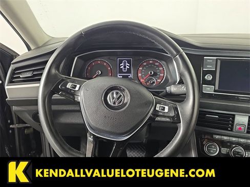 Used 2019 Volkswagen Jetta R-Line image 10